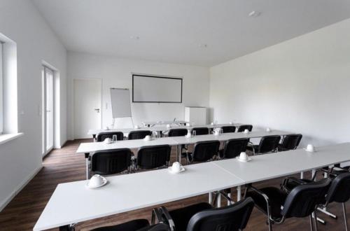 Monteurzimmer Berlin Pankow mit Dachterrasse - Nur 10 min. von der A10 - 3 Zimmer/ 7 Betten, Berlín (foto 7)