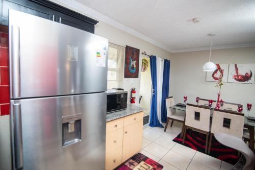 Konyha, The Oasis I, Portmore Country Club in Portmore