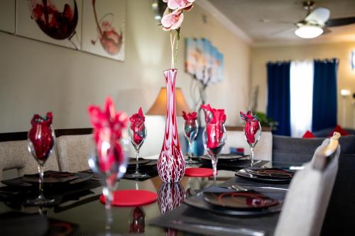 Létesítmények, The Oasis I, Portmore Country Club in Portmore