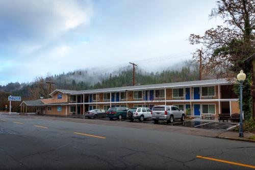 Dunsmuir Inn & Suites Dunsmuir