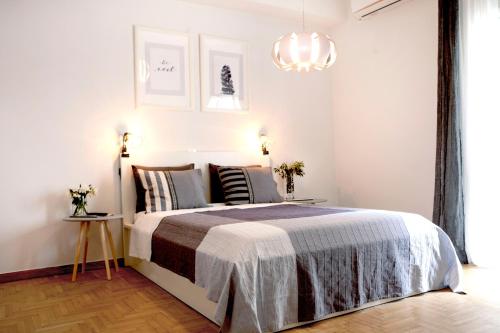 Modern Apartment 100 m.from Archaeological Museum!