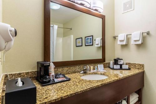 Comfort Inn & Suites Gillette near Campbell Medical Center