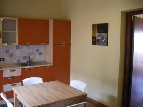 Large One-Bedroom Apartment with Terrace image 3