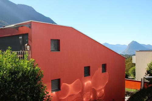 vhod, MT's Cosy Place in Sonvico