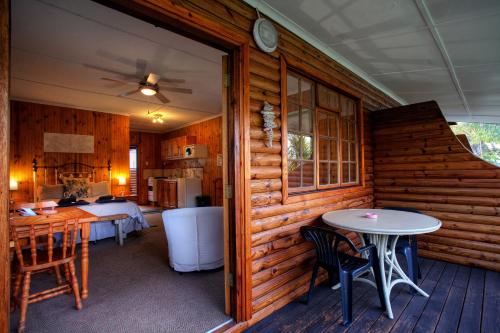 Balkons/terase, The Spotted Grunter Resort in The Gates