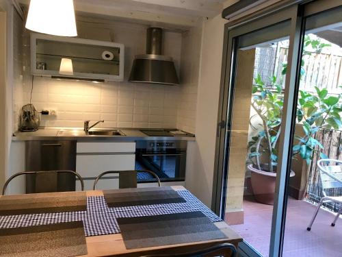 Rosselló Apartment - image 5