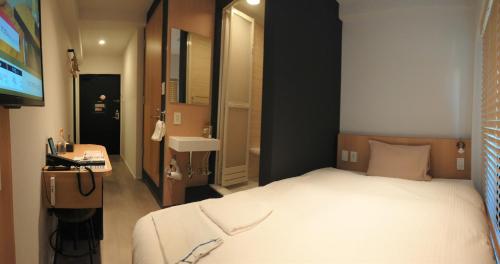 Rs Forest Inn Rs Forest Inn is conveniently located in the popular Kawasaki area. The property offers guests a range of services and amenities designed to provide comfort and convenience. Service-minded staff will
