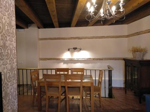 Apartamentos La Casa Del Grial - main image