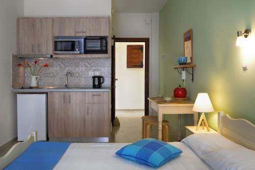 Captains Apts Barbati Captains Apts Barbati is a popular choice amongst travelers in Corfu Island, whether exploring or just passing through. The hotel offers a wide range of amenities and perks to ensure you have a great