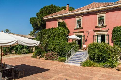 Affascinante Villa Ottocentesca a Caltagirone