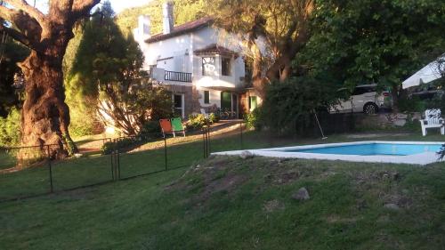 Skats, Evergreen in La Cumbre