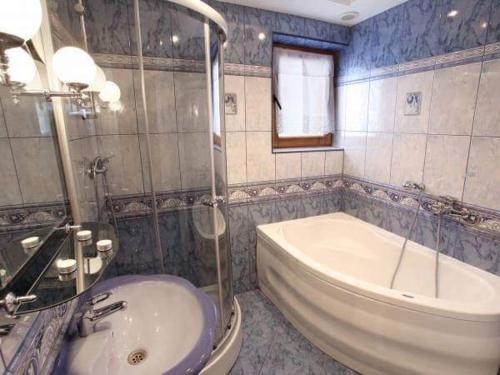 Agrotatry U Stachy Agrotatry U Stachy