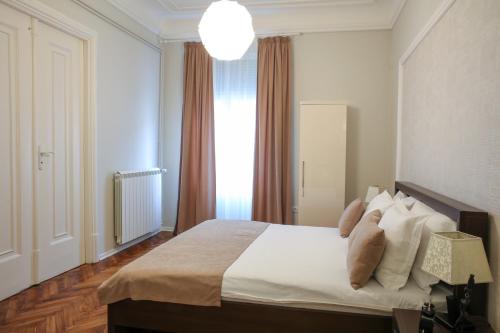 Natalie's Residence - image 10