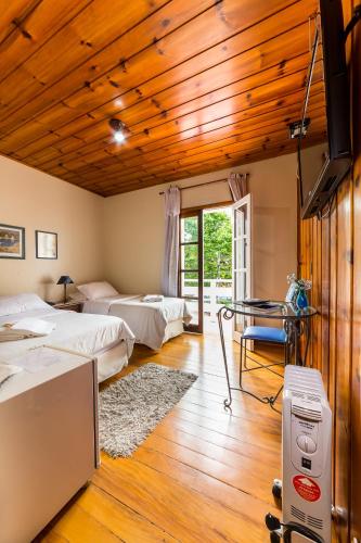 Triple Room image 3
