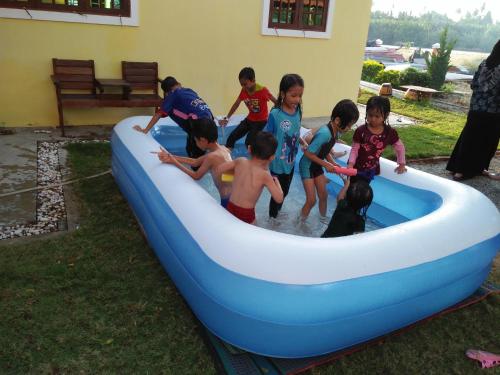 Chalet Kb Wakaf Kayu – Kota Bharu, PA