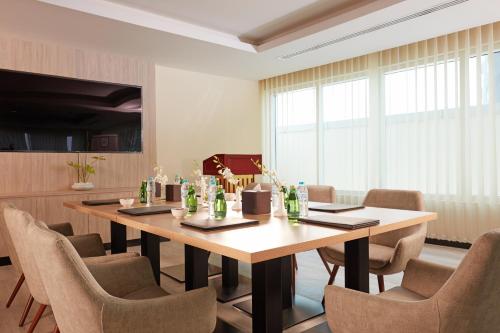 Meeting room / ballrooms, Treppan Hotel & Suites by Fakhruddin near Dubai Sports City
