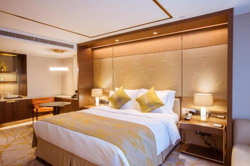 Suite, deluxe