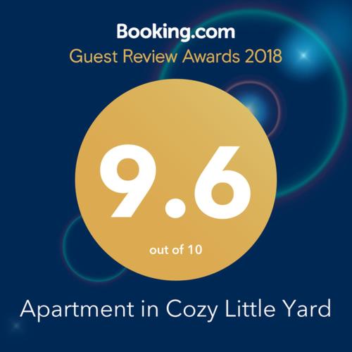 Apartment in Cozy Little Yard