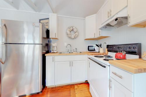 ​Lake Time Cottage in Orono