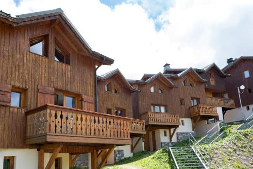 Madame Vacances Les Chalets du Praz La Plagne - Centre