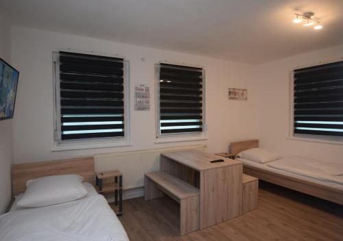 AB Möhringen Messe Zimmer - image 8