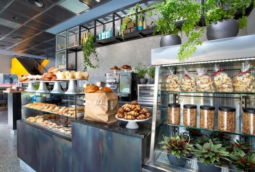 링크 호텔 앤 허브 (Link Hotel & Hub) in 텔아비브