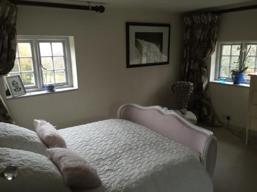 Double Room with Shared Bathroom and Lake View