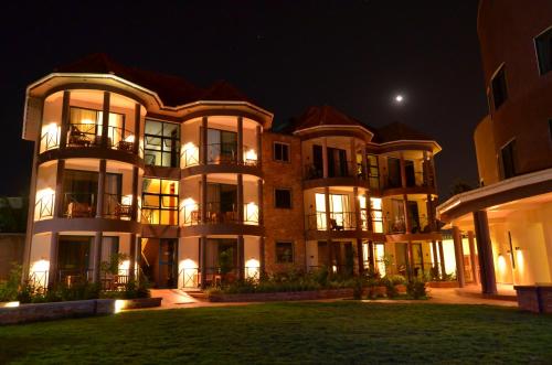 Buitenkant, Nile Village Hotel in Jinja