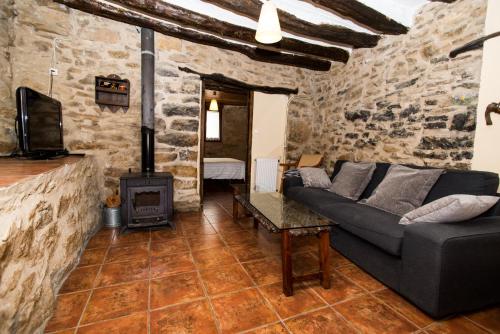 صالة مشتركة/ منطقة التلفزيون, MAS NOU in Cinctorres