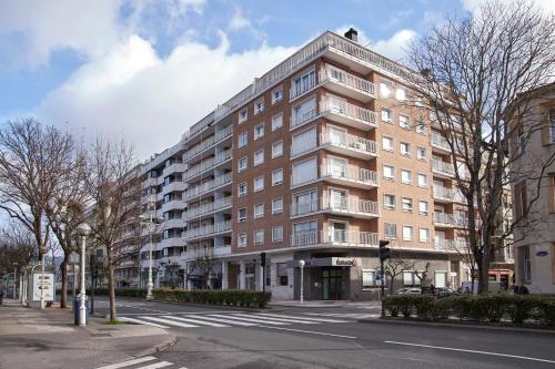 Kimu - Basque Stay - image 2