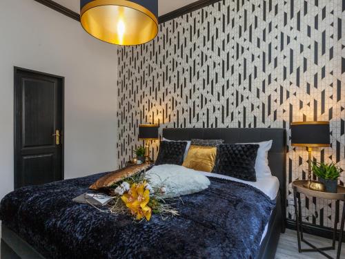 Golden Prague Rooms - image 8