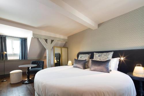 Les Plumes Hotel