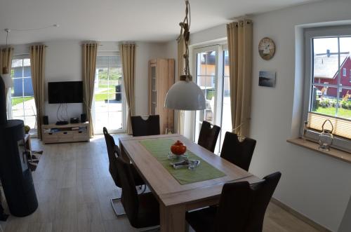 設施, Traumhaus Ostwind- Rügen (Traumhaus Ostwind- Rugen) in 諾因基興/前波莫瑞州-呂根島