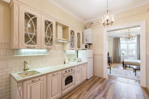 LUXOVSKI apartment