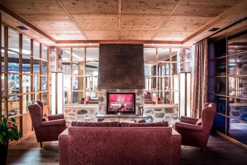 177482404 Dolomites Living Hotel Tirler