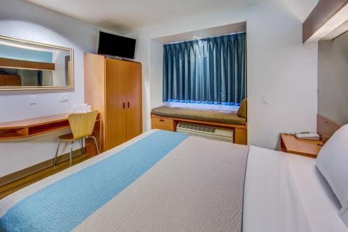 Motel 6-Sutherlin OR - image 2