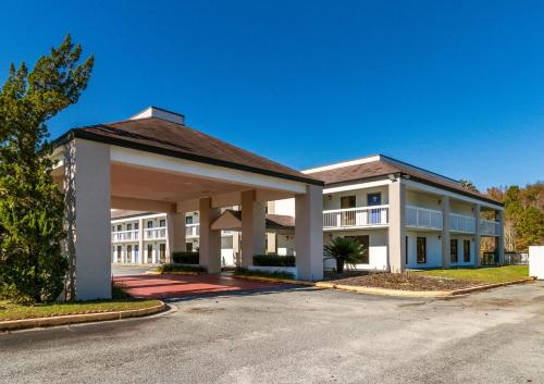Motel 6 Holyoke