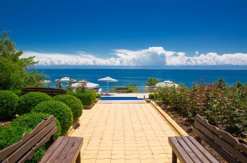 Peldbaseins, Azure Sport Resort in Bulan Sogottuu