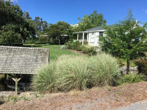 สวน, Te Kopura Lodge in เคลเบิร์น