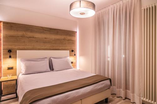 2 twin beds