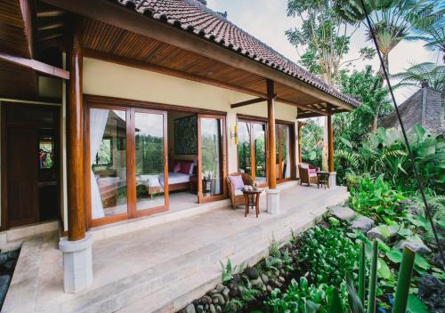 Heaven in Bali, Penginyahan (fotografie 9)