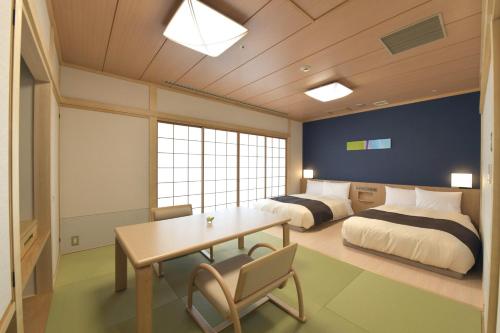 Twin Room with Tatami Area - Non-Smoking