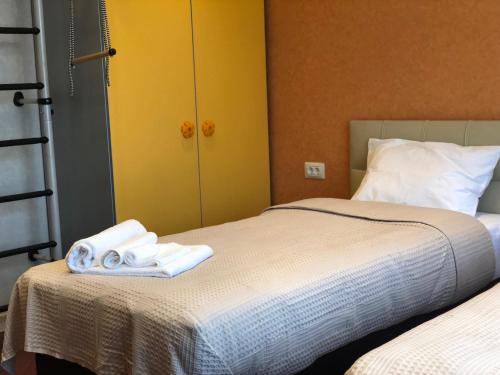 Cosy apartment at Zahid Khalilov street
