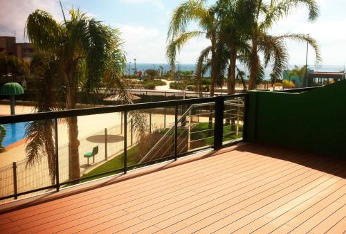  Apartamento de 2 dormitorios en 1ª línea del mar en complejo con piscinas, Unterkunft in Pilar de la Horadada