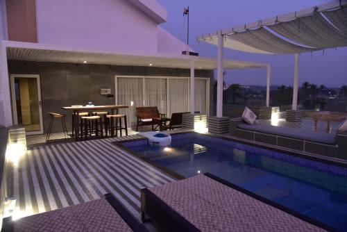 The Penthouse, by 5am somewhere