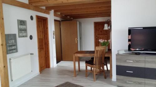 Gemutliches Apartment 3.9km von Sandfuhrstraße entfernt