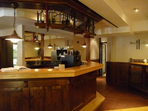 Bar/ Salón, Hotel zur Krone in Hameln City Center