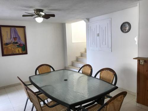 Apartment with Sea View image 1