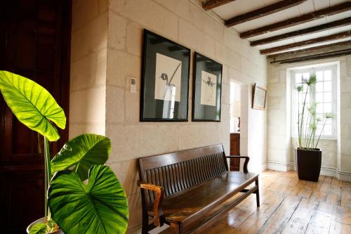 La Porte Rouge - The Red Door Inn - image 5