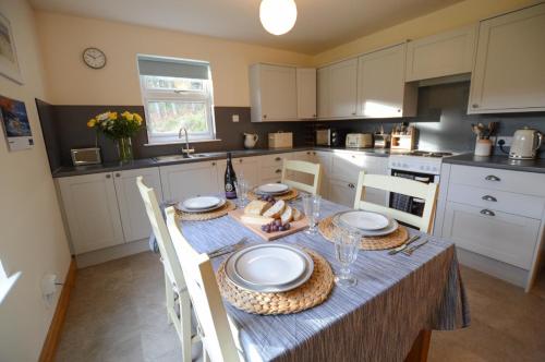 ห้องครัว, Achalic Beag in เลแรกส์